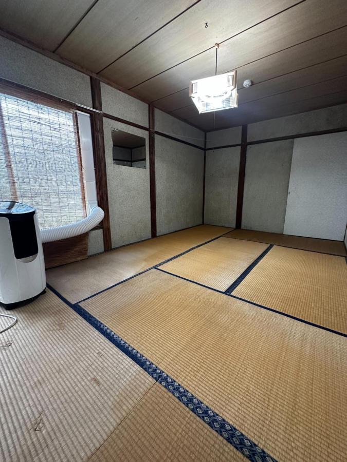 素泊まり民宿とみや Oshima Exterior foto